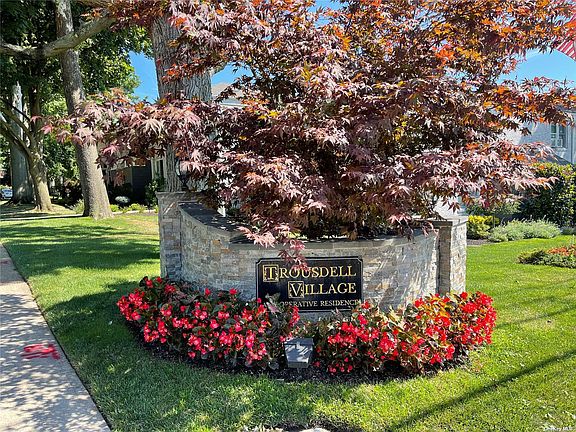 3rd image of 19 Glen Keith Rd #2U