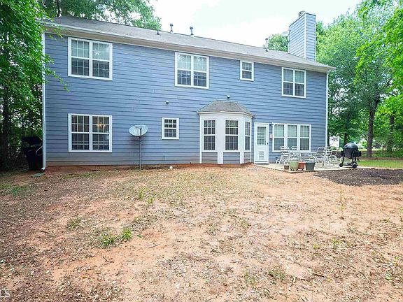 5th image of 95 Greenland Dr