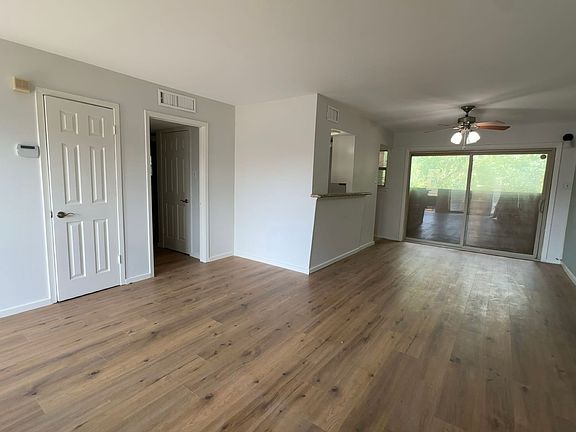 2nd image of 3809 N Braeswood Blvd APT 24