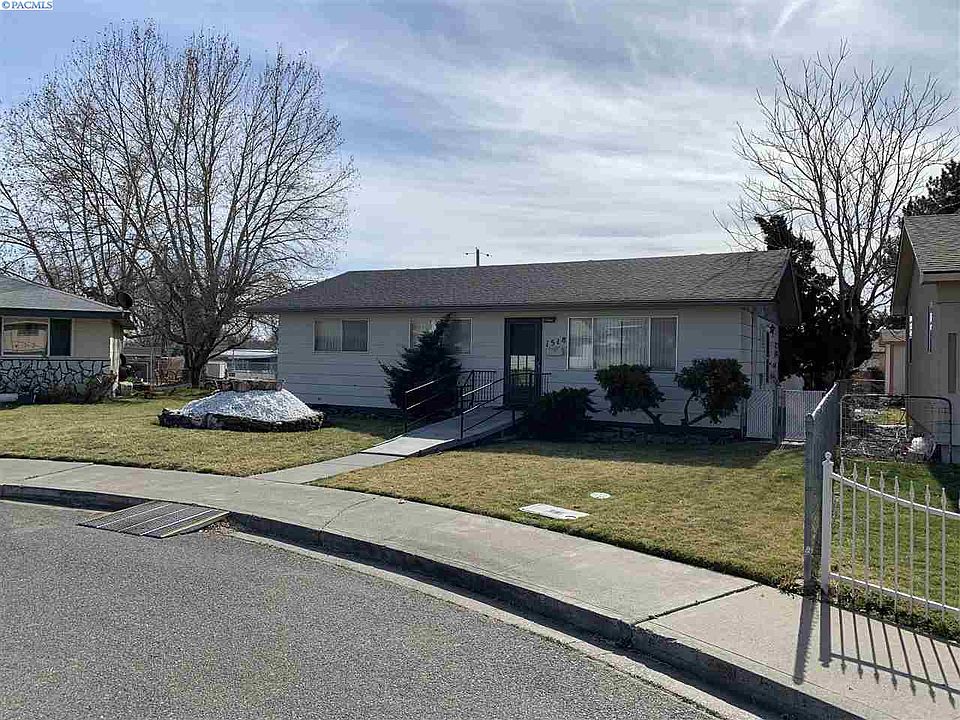 1st image of 1518 W Ella St