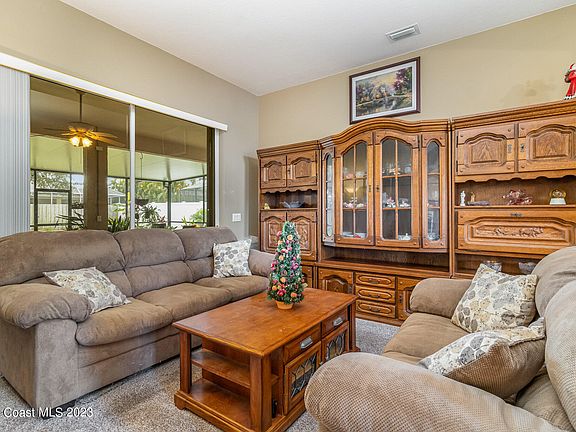 5th image of 4021 Estancia Way