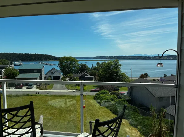 1765 SE 9th Ave APT 102, Oak Harbor, WA 98277