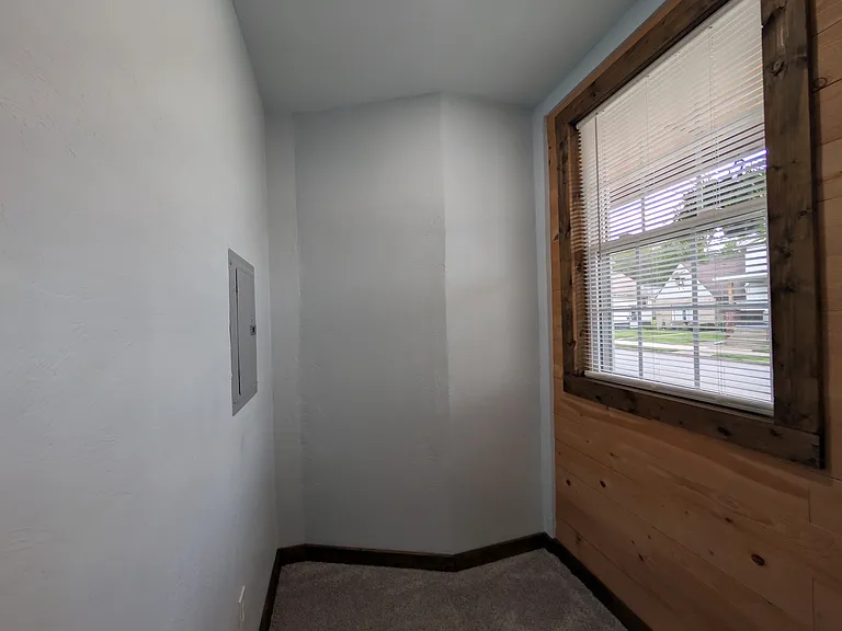 56 Franklin Ave #A — Photo 11