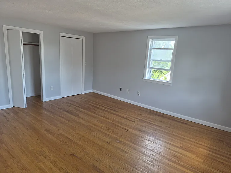 186 Broad St #5 — Photo 10