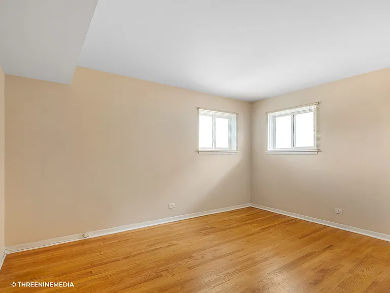 835 Ridge Ave #402 — Photo 9