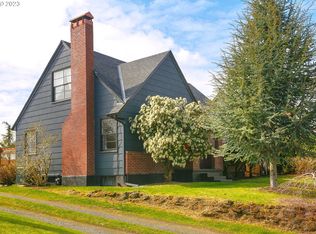 2416 NE Dekum St, Portland, OR 97211