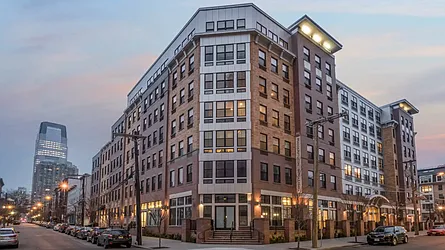 Madox at 198 Van Vorst Street in Paulus Hook
