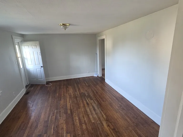 106 View St — Photo 5