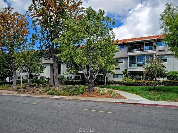 2369 Via Mariposa E Unit 1D, Laguna Woods, CA 92637