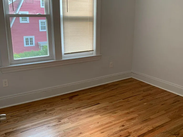 44-48 Hillcrest Rd #1 — Photo 11