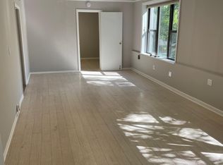 142 Danforth Ave, Jersey City, NJ 07305