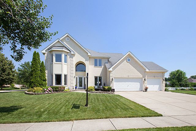 1st image of 12424 W Johnston Ln