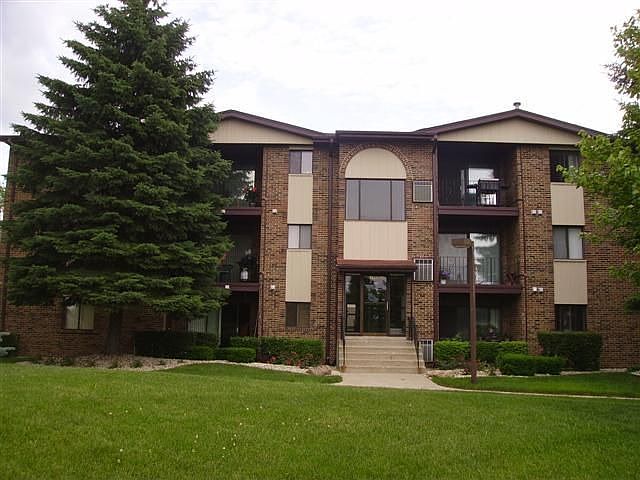 1st fl. 2 Bed. 2 Bath