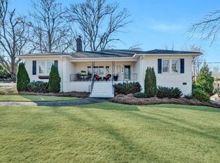 736 Richbourg Rd, Greenville, SC 29615