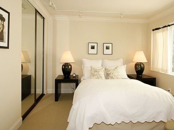 2nd image of 1700 Gough St #13