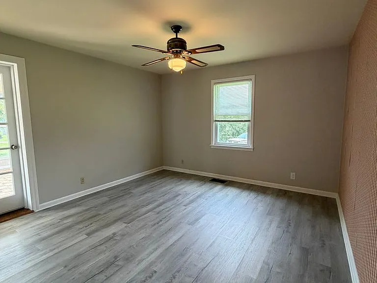 3252 Marthas Chapel Rd — Photo 10
