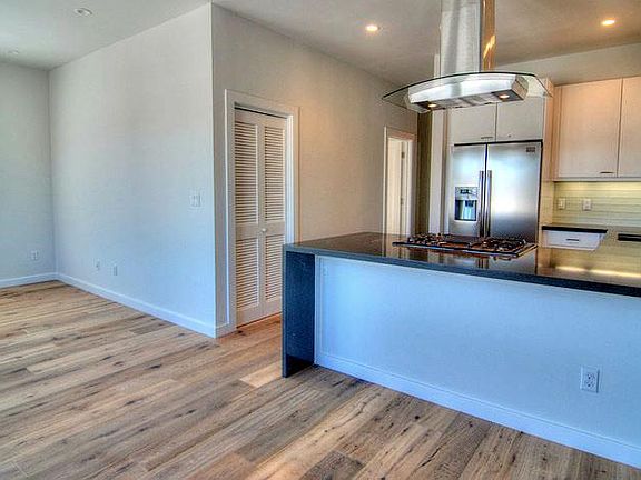 5th image of 1375 Minna St #1375.5
