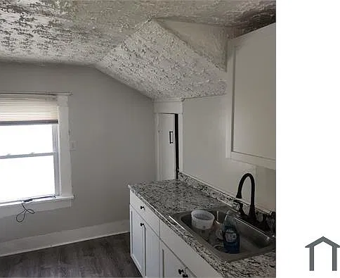 2 bed, 900 sqft, $900 — Photo 3