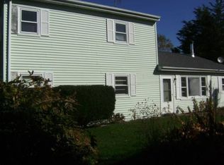 10 Chariho Dr, Richmond, RI 02898