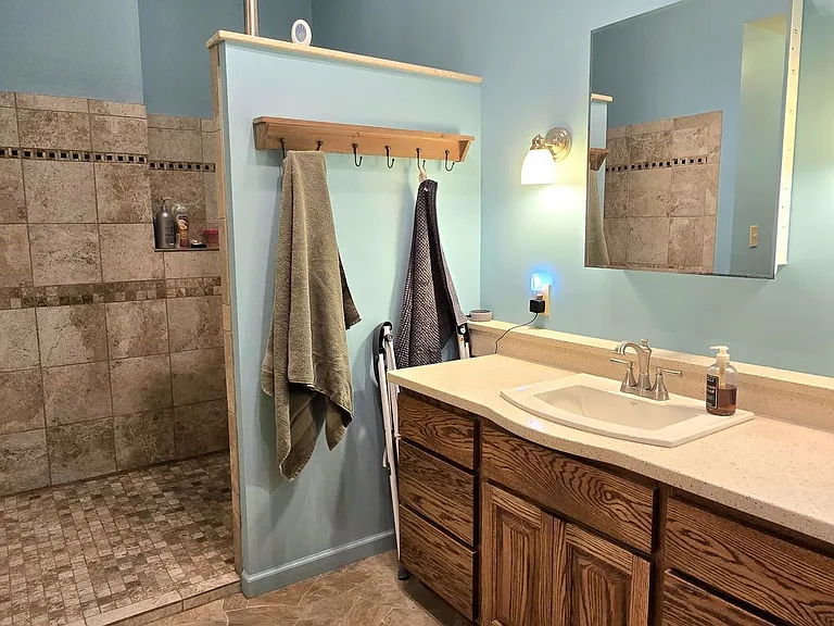 419 S Rosser Ave — Photo 32