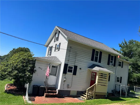 832 Josephine Ave, Indiana, PA 15701