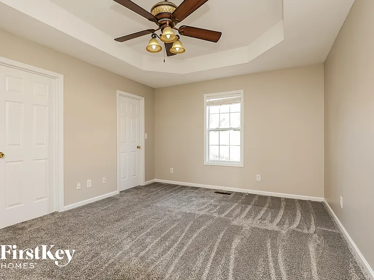 3860 Man O War Blvd — Photo 9