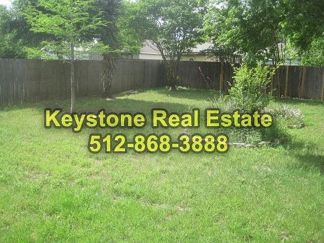 905 Lantana Dr — Photo 33