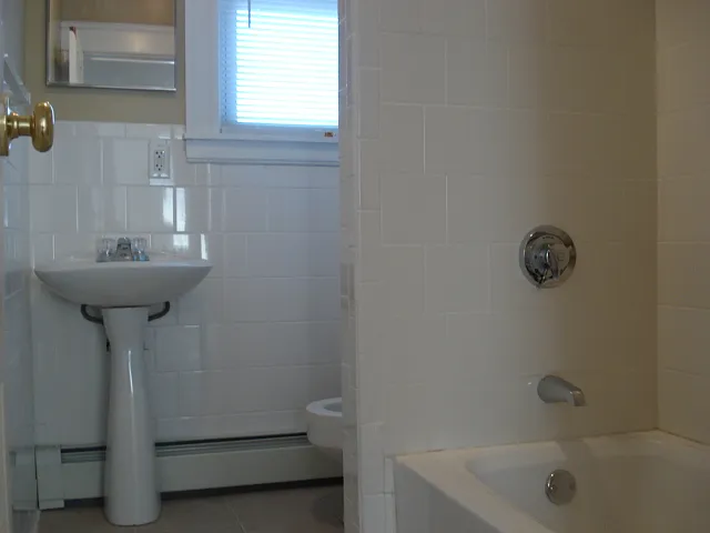 306 Bay View Ave #1 — Photo 6