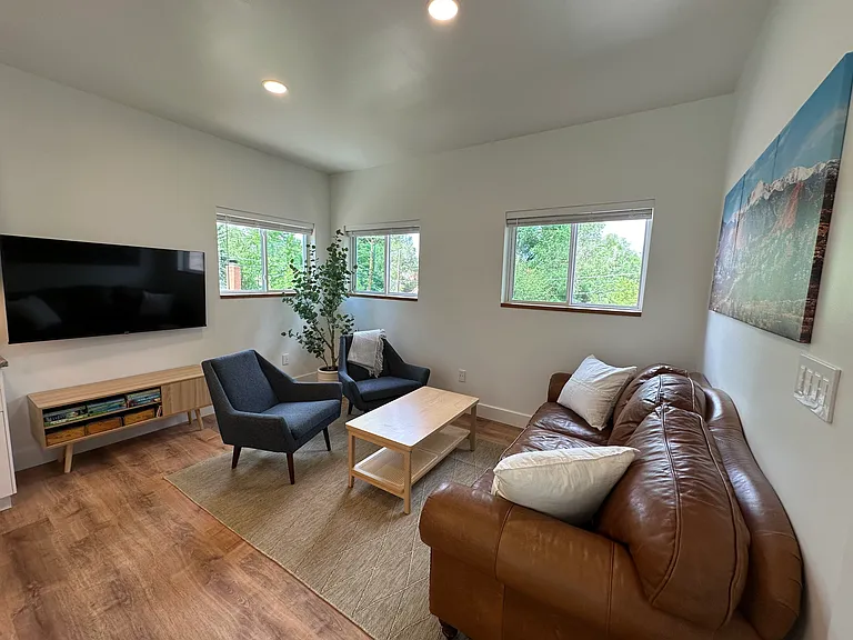 110 Cheyenne Blvd — Photo 10