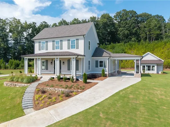 1009 Crossroads Trl, Milton, GA 30004