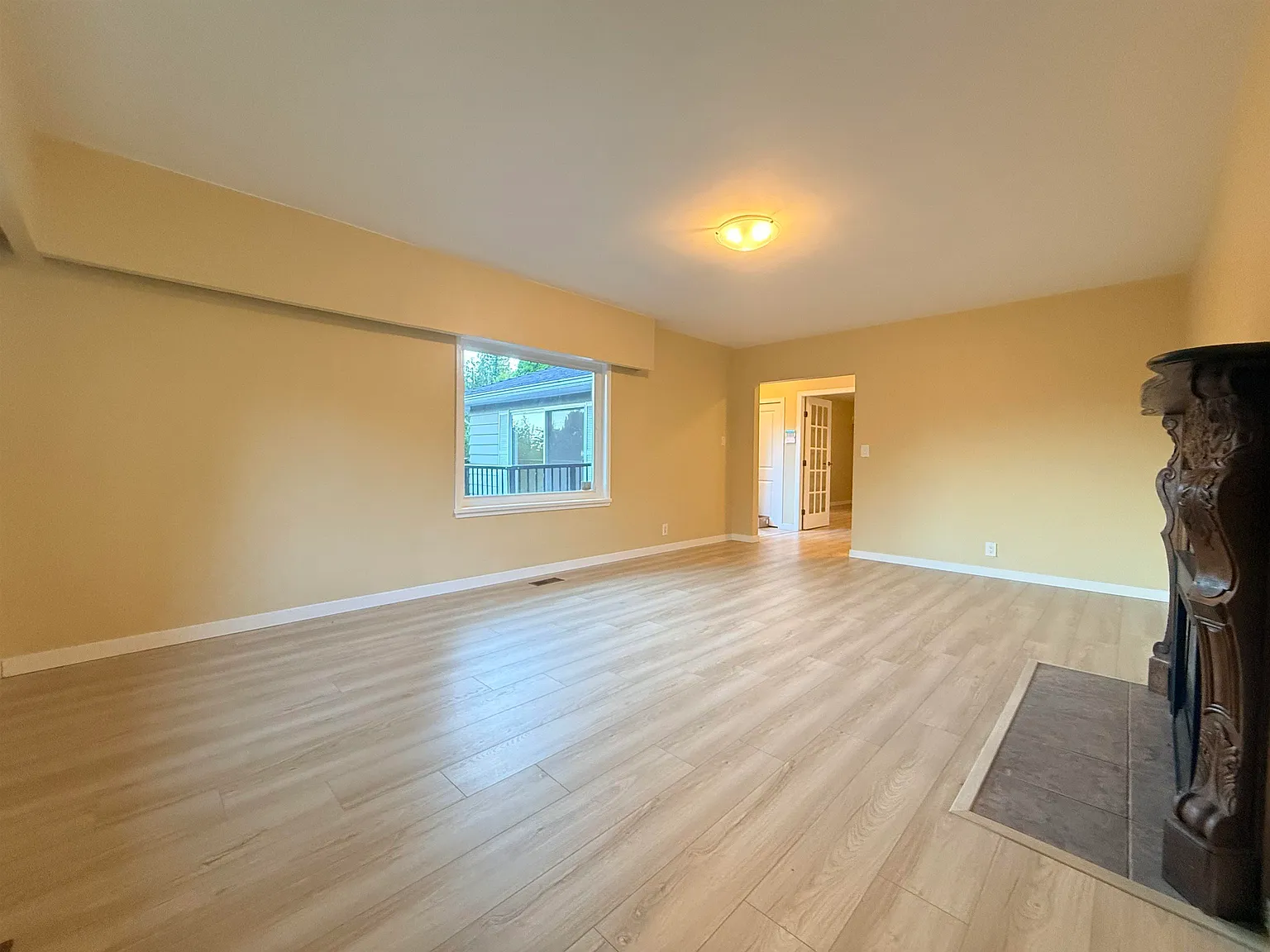 3 bed, 1827 sqft, $5,200 — Photo 4