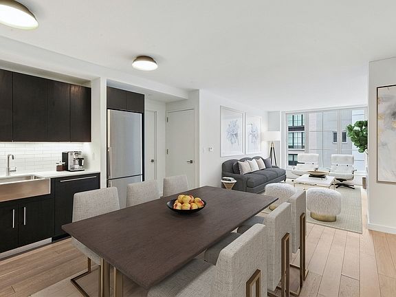 3rd image of 535 W 43rd St APT N6h