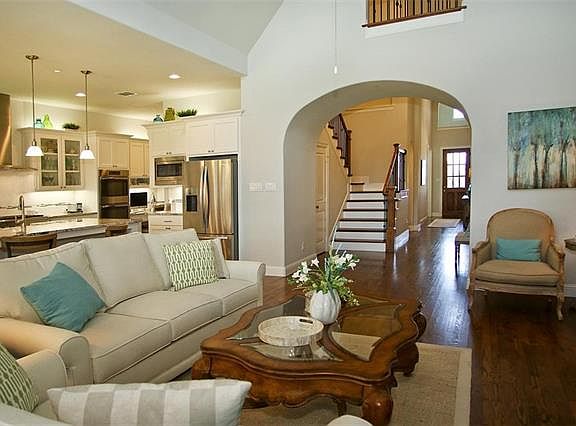 4th image of 4660 Desert Willow Dr