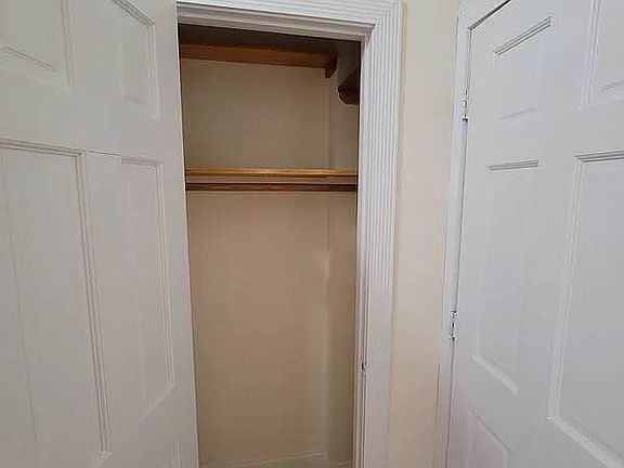 5th image of 256 E 10th St #2O