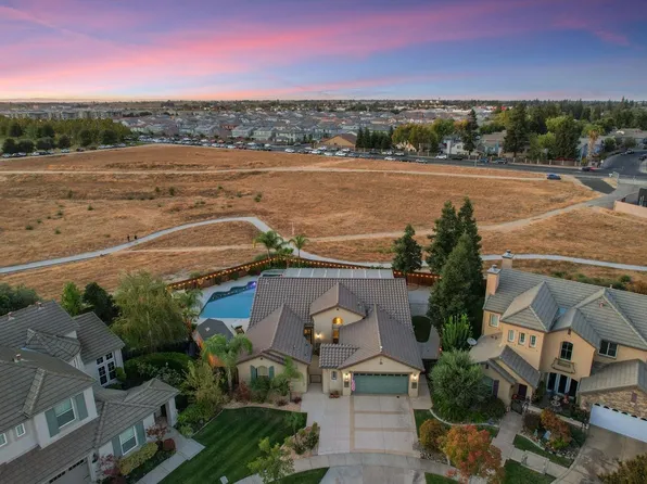 2131 Heavenly Ct, Lodi, CA 95242
