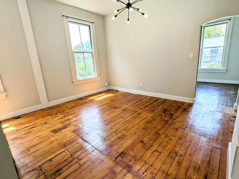 913 York St #2 — Photo 4