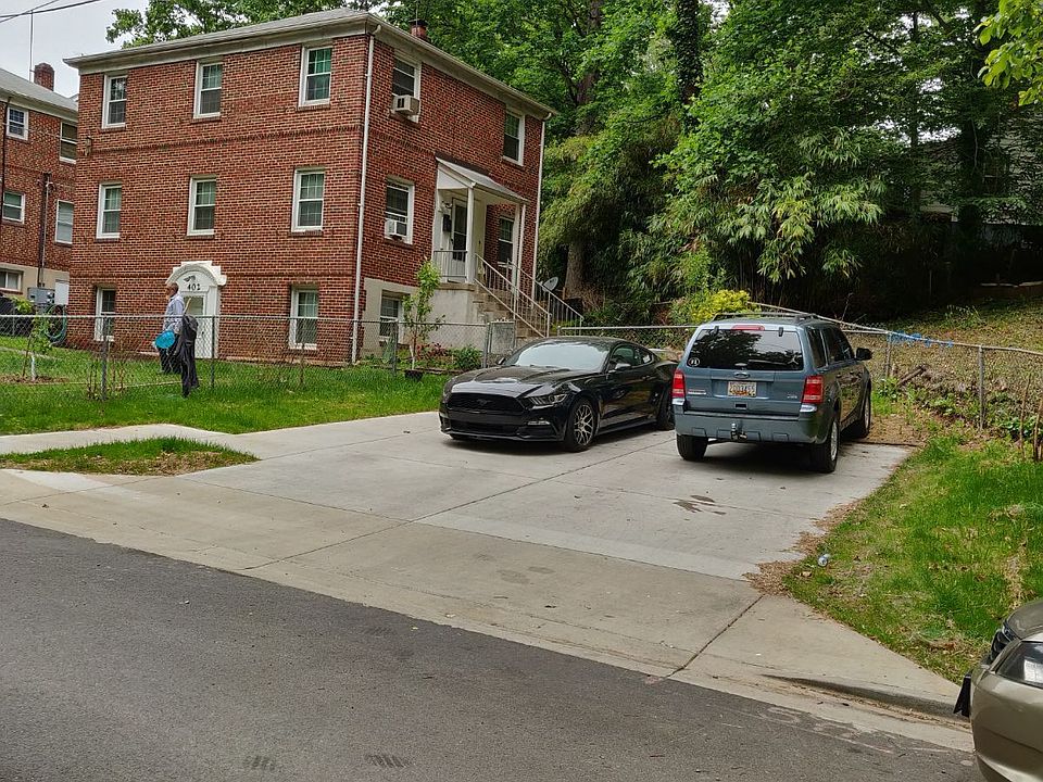 1st image of 402 Clayborn Ave APT 1