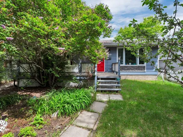 6749 W 59th Ave, Red Deer, AB T4P 1B1