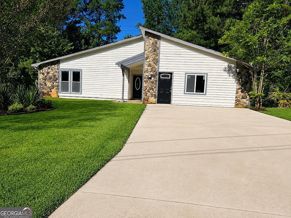 1st image of 3751 Riverchase Cir