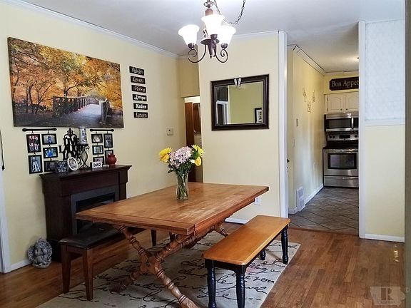 2nd image of 2715 Drebenstedt Cir