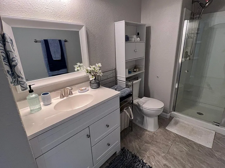 1115 Valley Glen Dr #2 — Photo 16