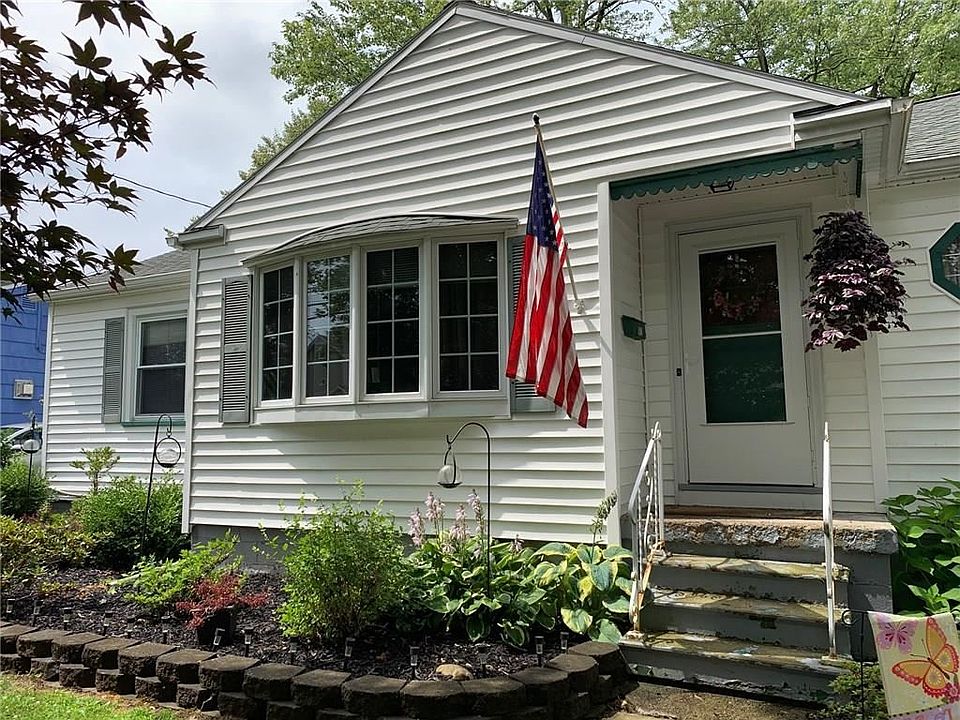 1st image of 607 Peirson Ave