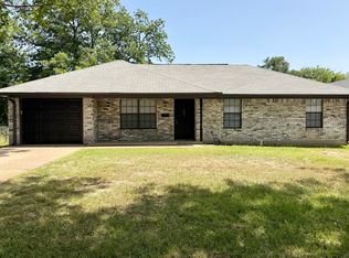 311 Whitworth St, Sulphur Springs, TX 75482