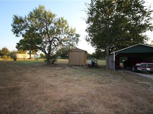 6889 Misty Ln, North Zulch, TX 77872