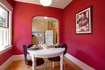 Breakfast Nook :: 4423 Moraga Avenue