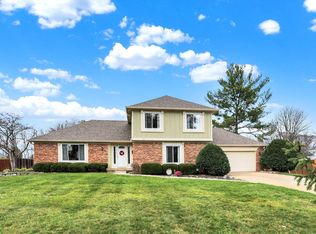 4172 S Creekside Dr, New Palestine, IN 46163