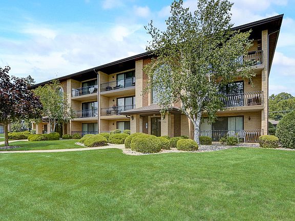 2nd image of 7300 Evergreen Dr APT 3D