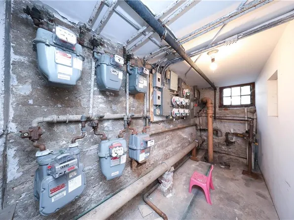 2176 East 13th Street image 18 of 29