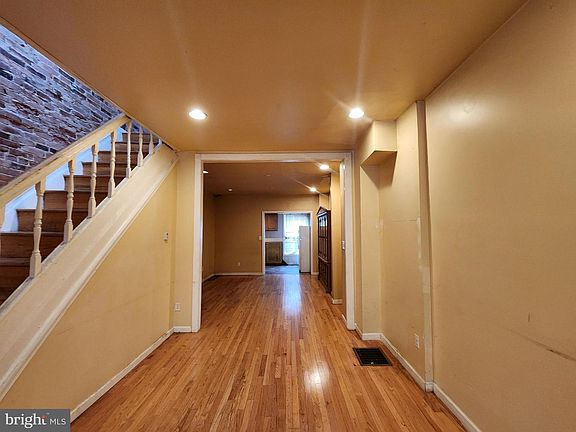4th image of 3034 McElderry St