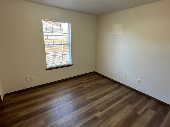 168 W Rainsong St #168, Farmington, AR 72730